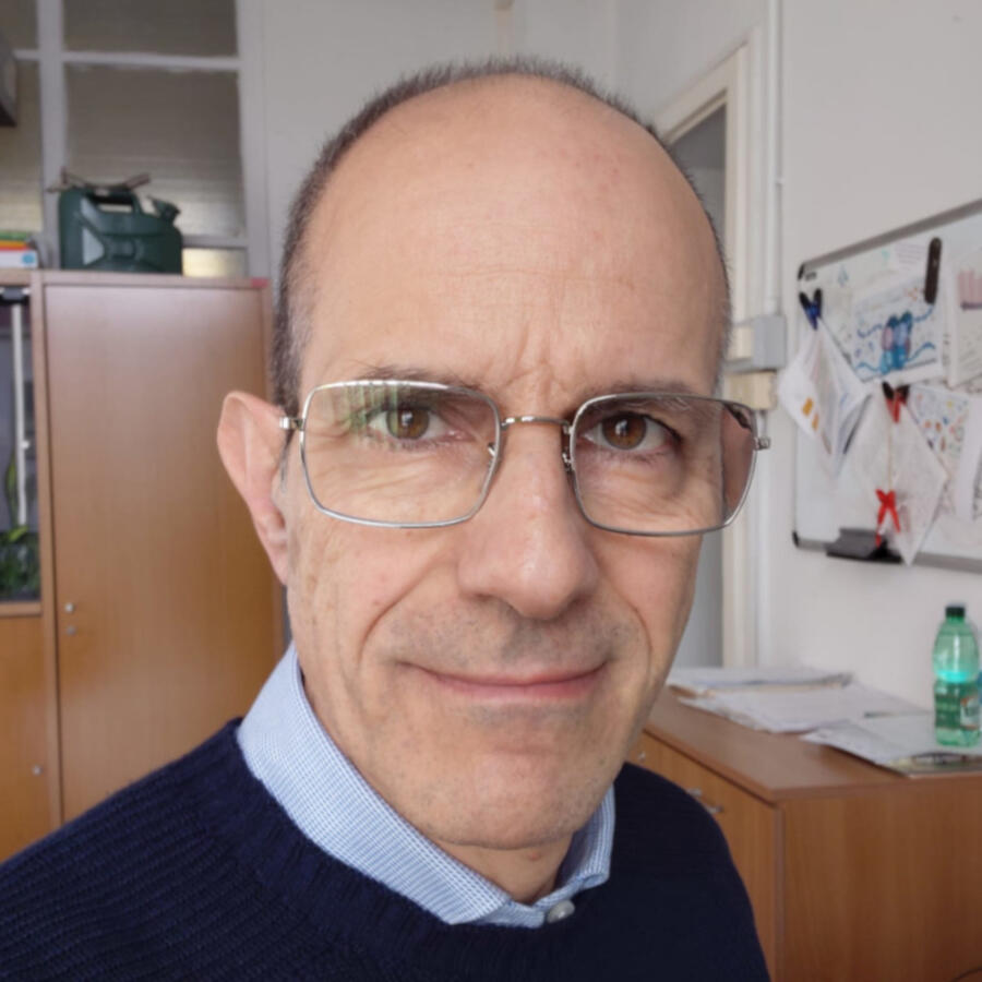 Prof. F. Minutolo